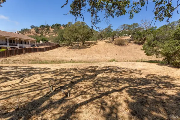 $375,000 | 743 Bridle Ridge Court, Fairfield, CA 94534