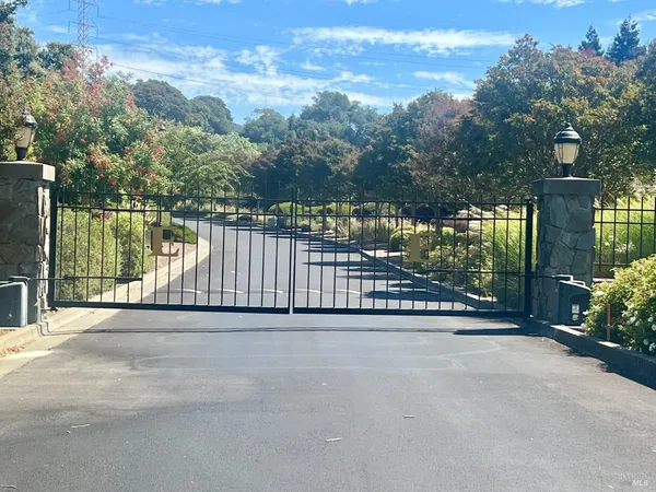 $375,000 | 743 Bridle Ridge Court, Fairfield, CA 94534