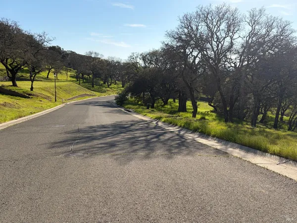 $375,000 | 743 Bridle Ridge Court, Fairfield, CA 94534