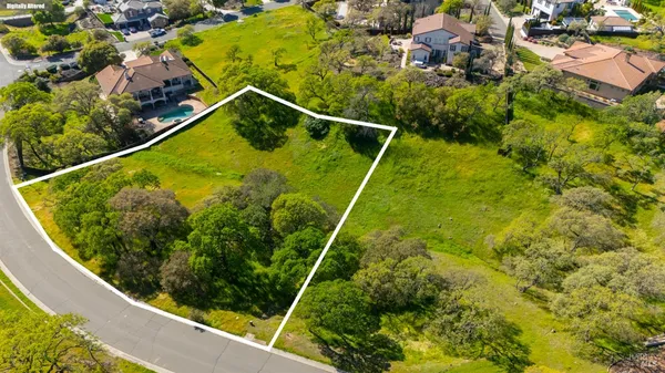 $375,000 | 743 Bridle Ridge Court, Fairfield, CA 94534