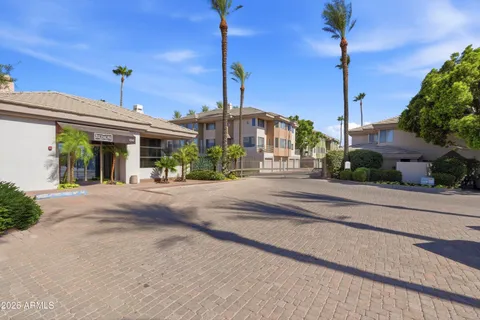 $415,000 | 4343 North 21st Street, Unit 256, Phoenix, AZ 85016