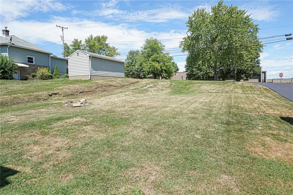 1537 Marshall Road Monaca, PA 15061 - Photo 20 of 25 Driveway is a pull through from front to back.