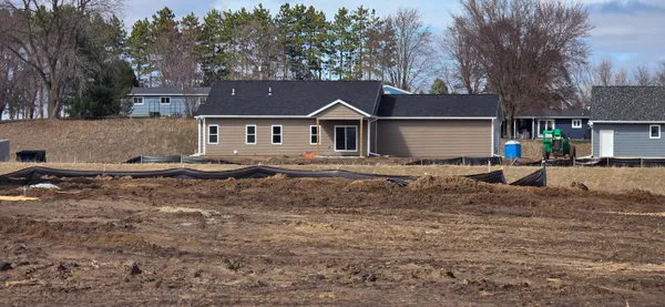 $465,000 | 1222 Leo Drive, Holmen, WI 54636