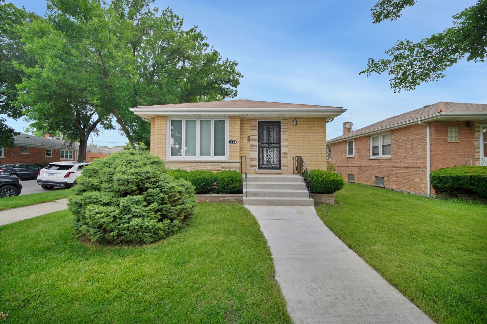 7324 West Addison Street Chicago, IL 60634 - Photo 1 of 28
