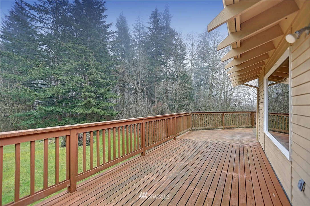 580 Waynes Ridge Circle Camano Island, WA 98282 - Photo 8 of 24 Gallery Image 8