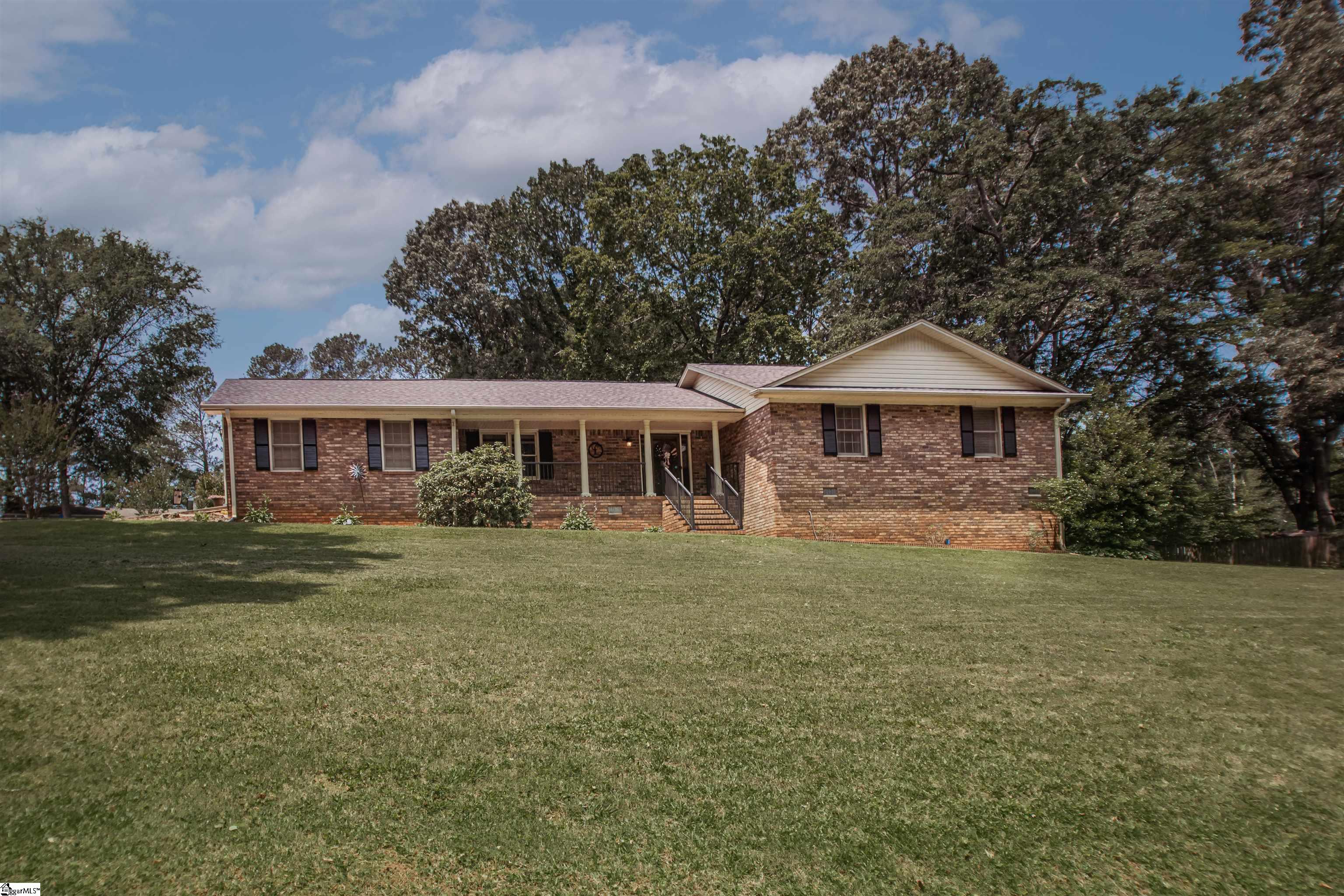 671 Pinewood Drive Pendleton, SC 29670 - Photo 1 of 36 Gallery Image 1