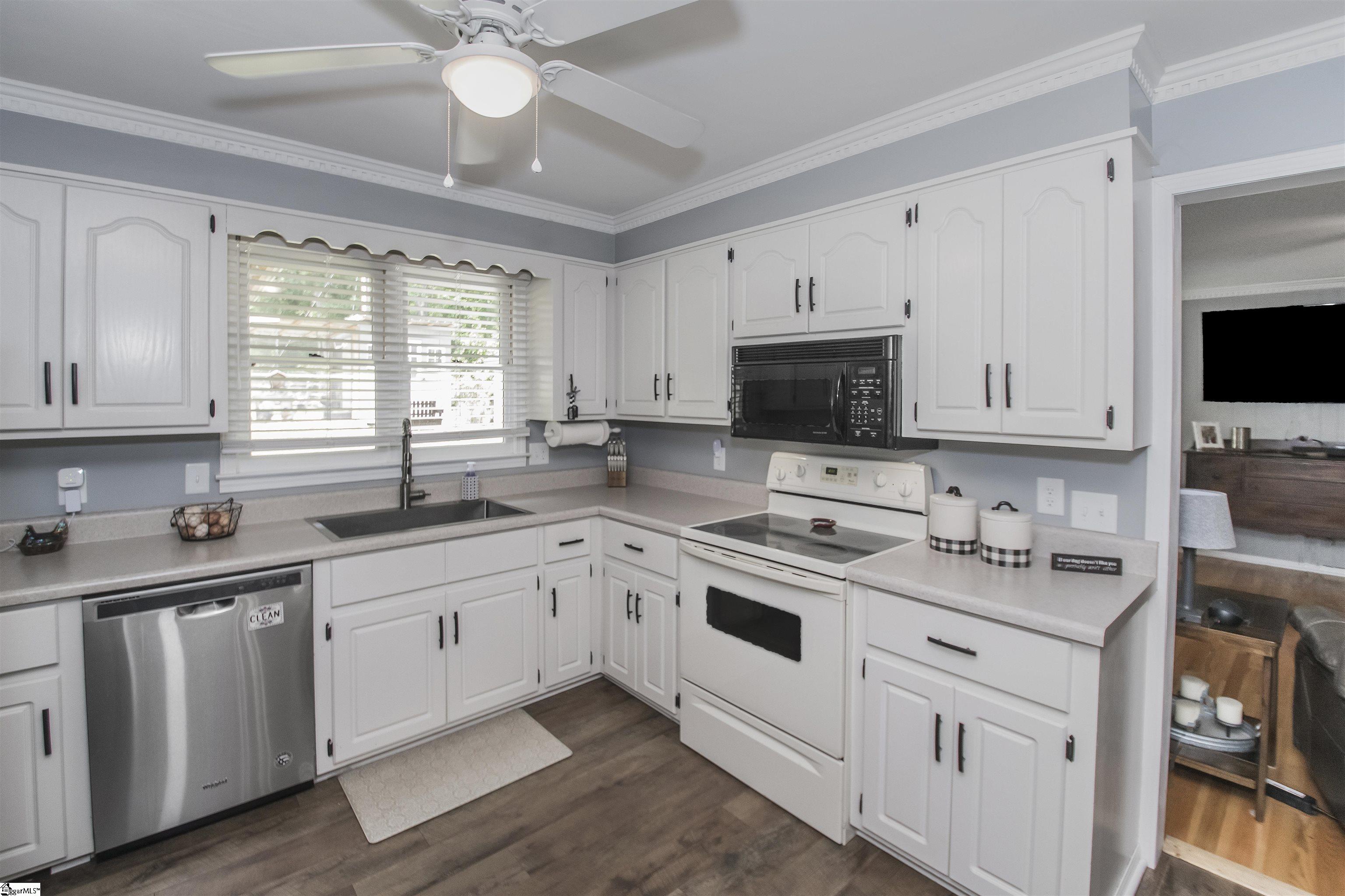 671 Pinewood Drive Pendleton, SC 29670 - Photo 17 of 36 Gallery Image 17