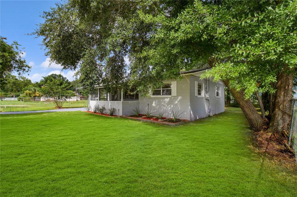 2218 SW Road Sanford, FL 32771 - Photo 2 of 24 Gallery Image 2