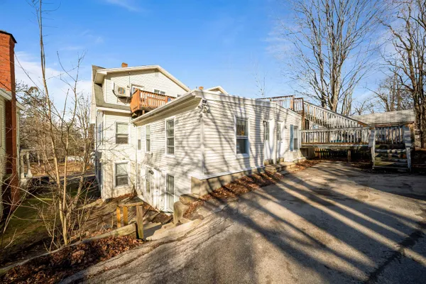 $1,100,000 | 7-9 Broadway, Pembroke, NH 03275