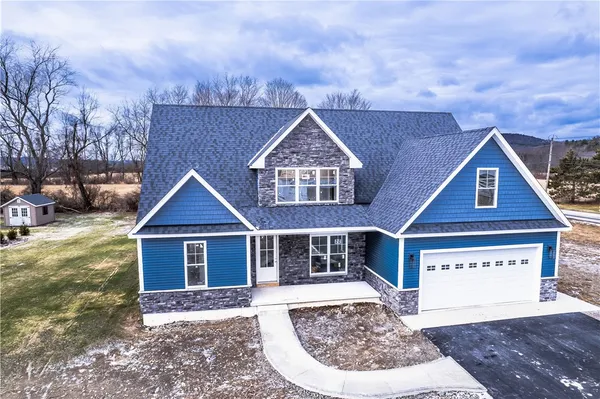 $650,000 | 2 Quarry Lane, Big Flats, NY 14845
