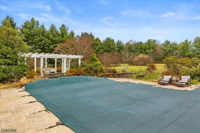 $1,950,000 | 167 Douglas Road, Bernards, NJ 07931