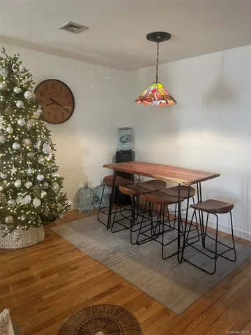 $3,500 | 663 East Broadway, Unit A, Long Beach, NY 11561