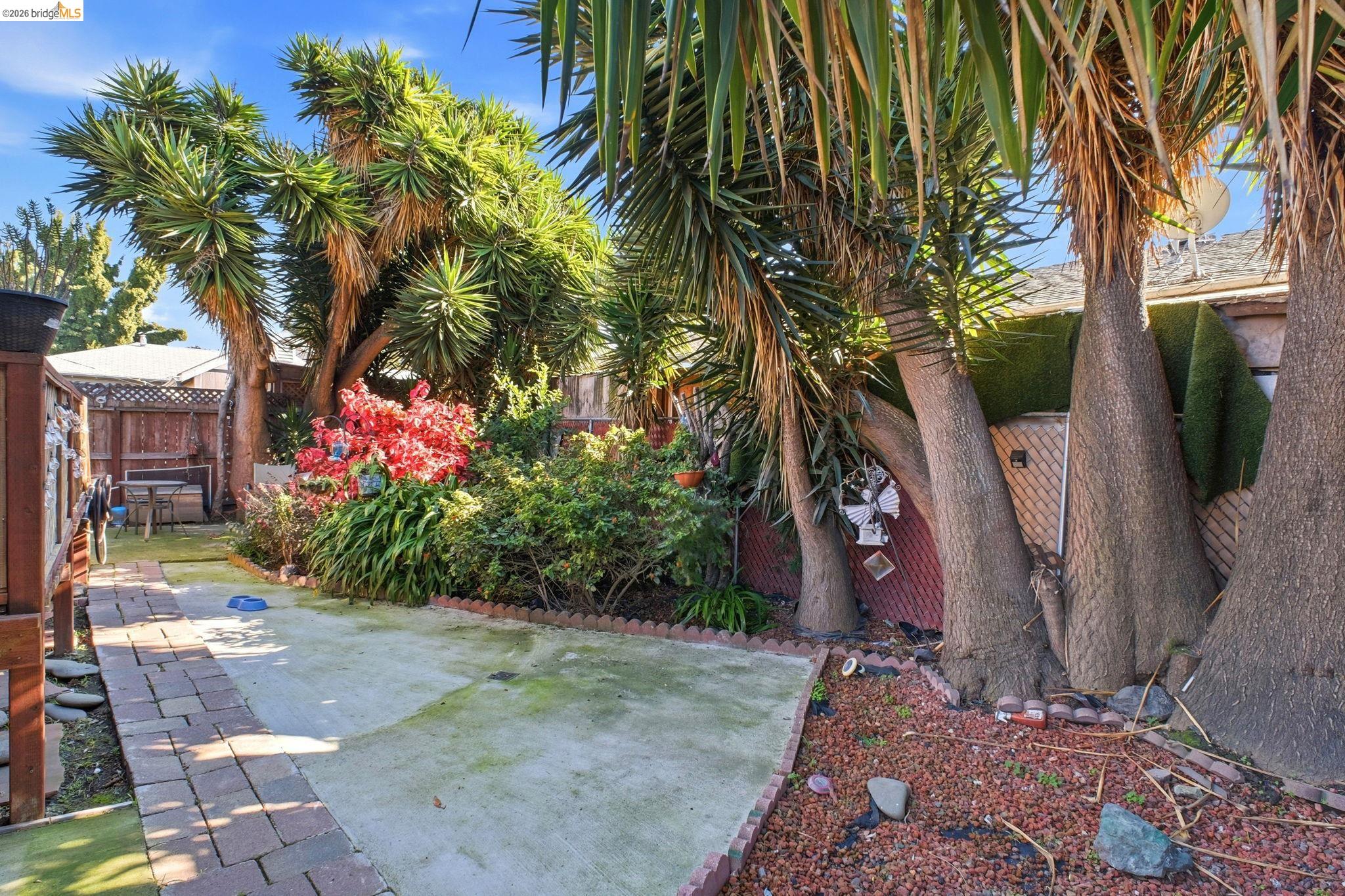 127 Hampton Road Hayward, CA 94541 - Photo 19 of 22