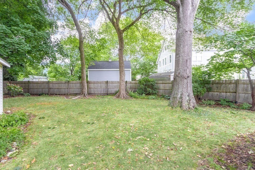 584 Hunnewell Street Needham, MA 02494 - Photo 23 of 26 Gallery Image 23