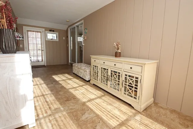a view of livingroom with furniture