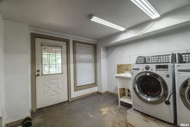 $140,000 | 828 10th Avenue, Fulton, IL 61252