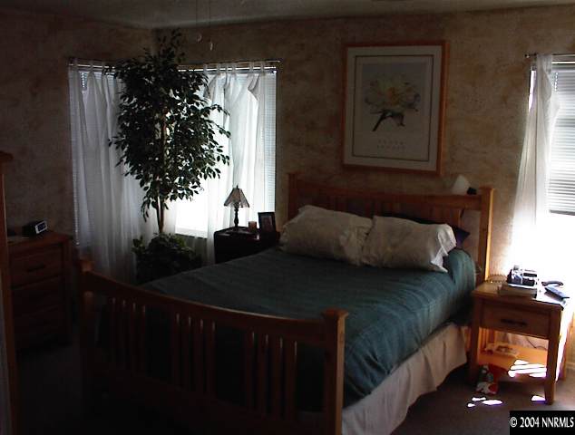 990 Edgecliff Drive Reno, NV 89523 - Photo 4 of 7 Photo 4