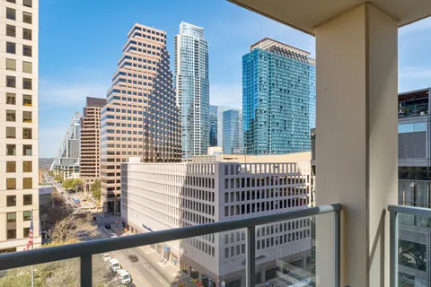 $2,295,000 | 98 San Jacinto Boulevard, Unit 903, Austin, TX 78701