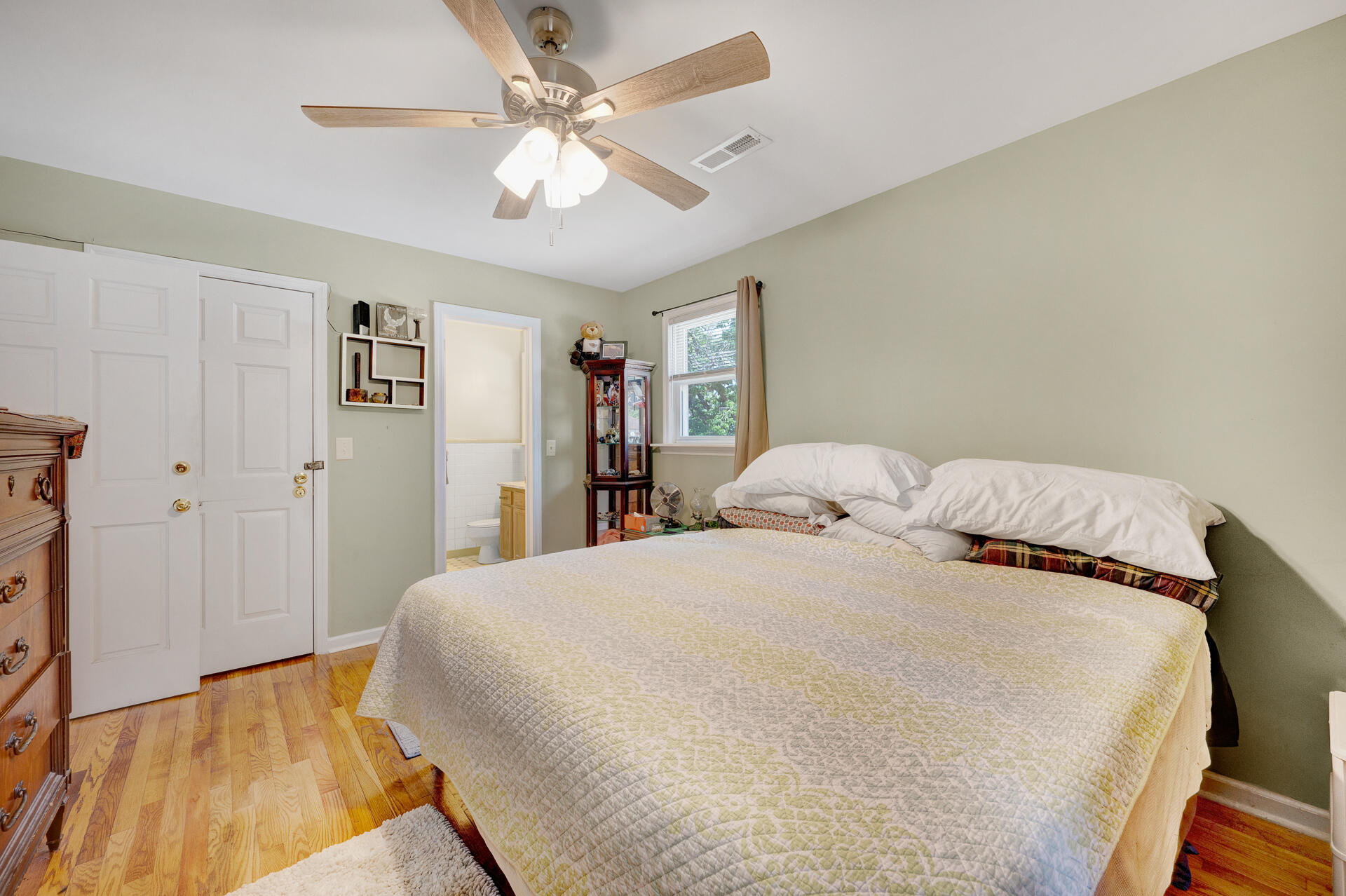 1354 Camp Road Charleston, SC 29412 - Photo 17 of 29 1354Camp-17