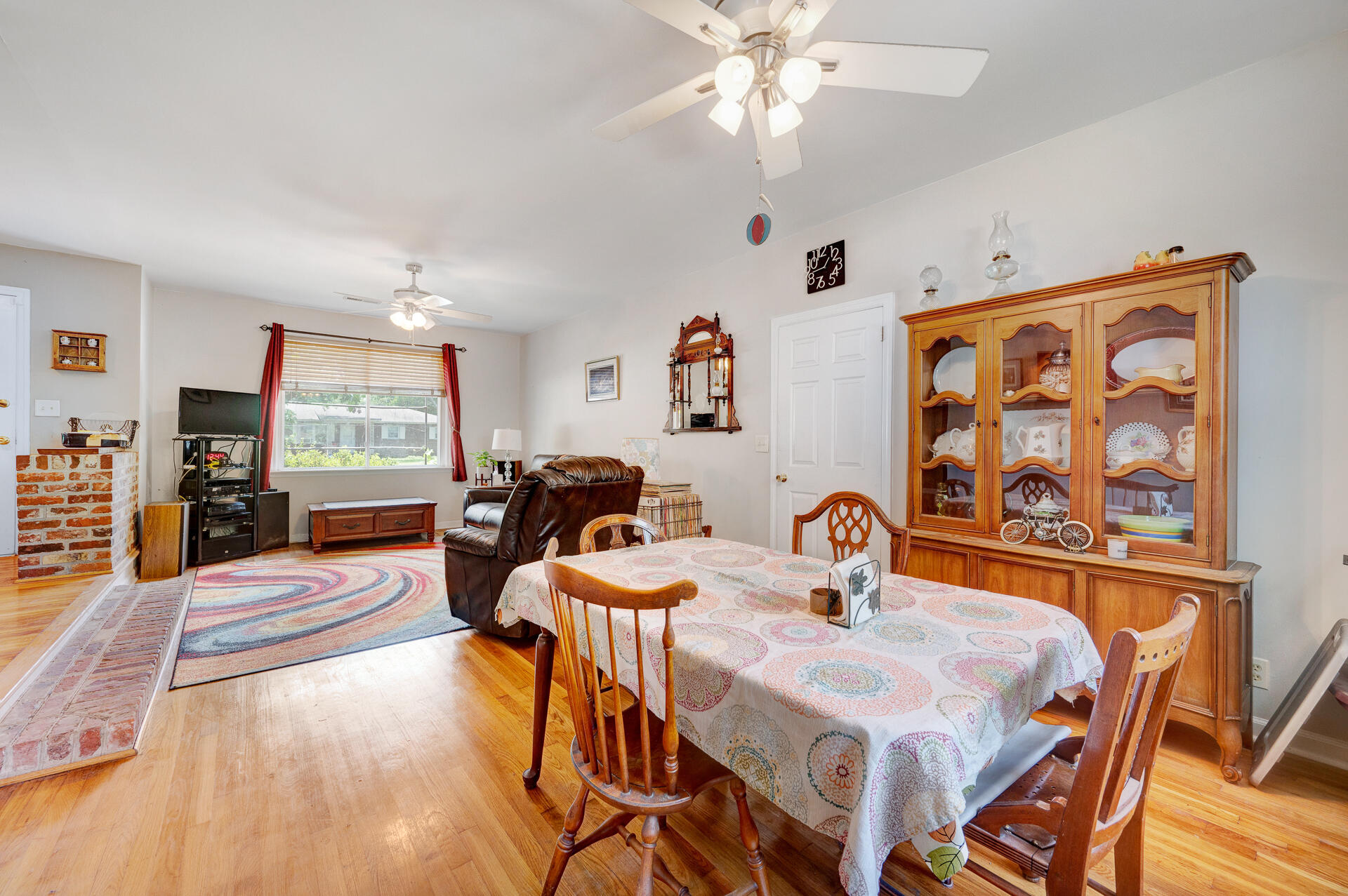 1354 Camp Road Charleston, SC 29412 - Photo 8 of 29 1354Camp-08