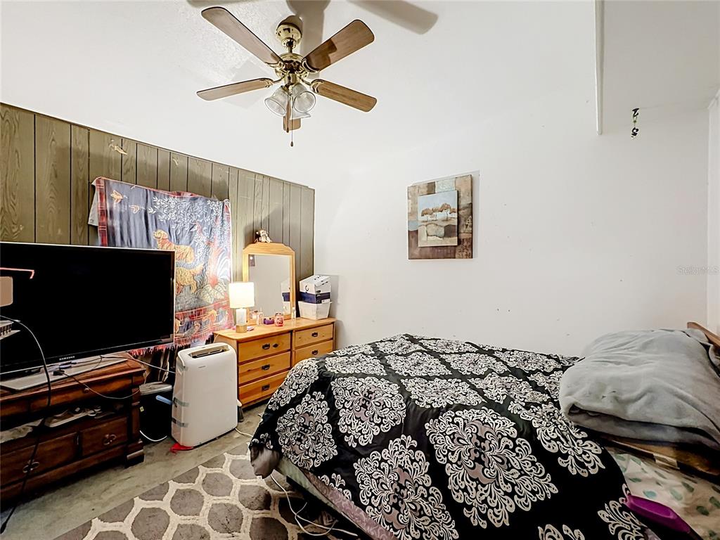 202 North 39th Street Fort Pierce, FL 34947 - Photo 15 of 45