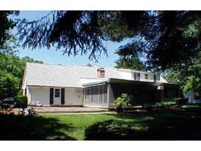 3 Farmington Road Nashua, NH 03060 - Photo 2 of 5