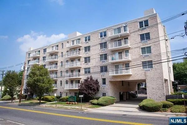 $285,000 | 446 Passaic Street, Unit 6E, Hackensack, NJ 07601
