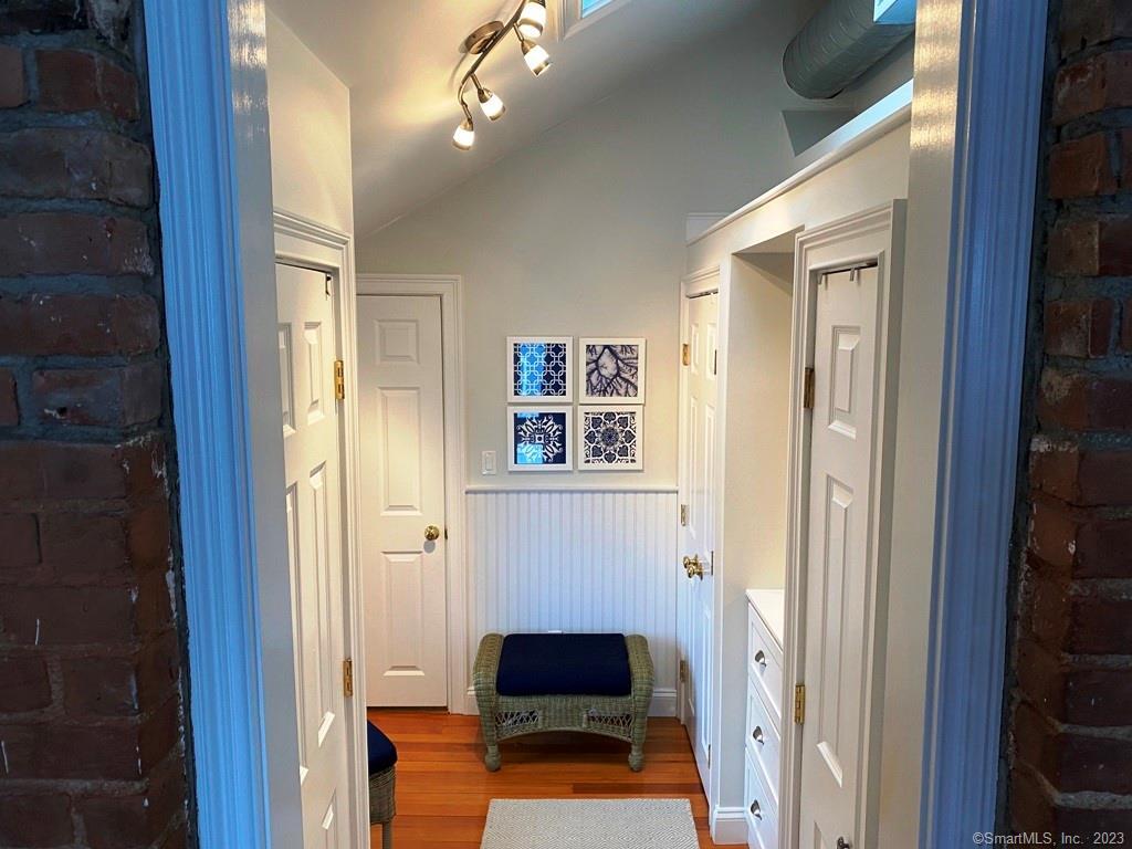 27 Brightwater Road Old Lyme, CT 06371 - Photo 21 of 34 a view of living room