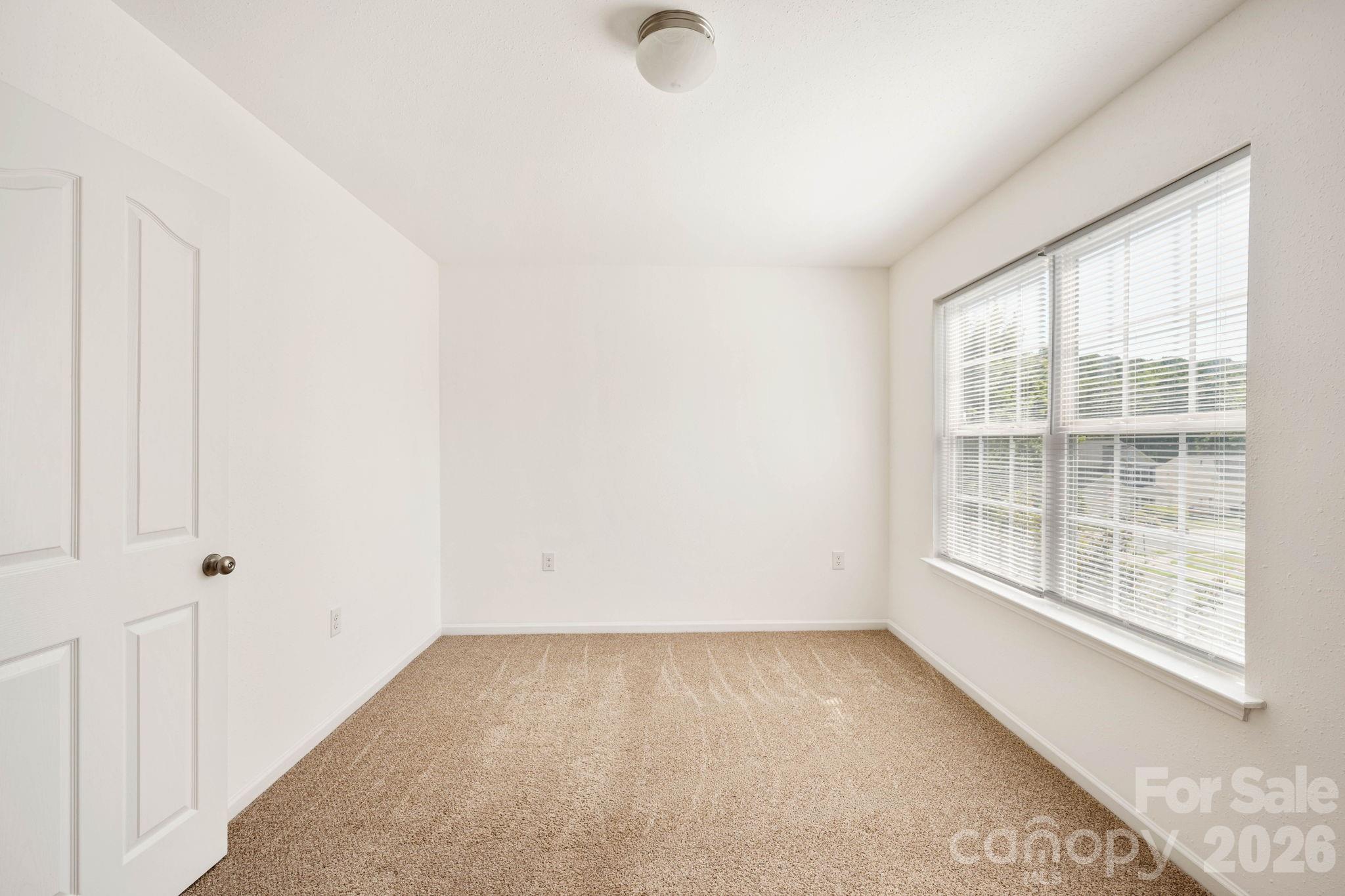 1429 River Run Road Lowell, NC 28098 - Photo 20 of 37