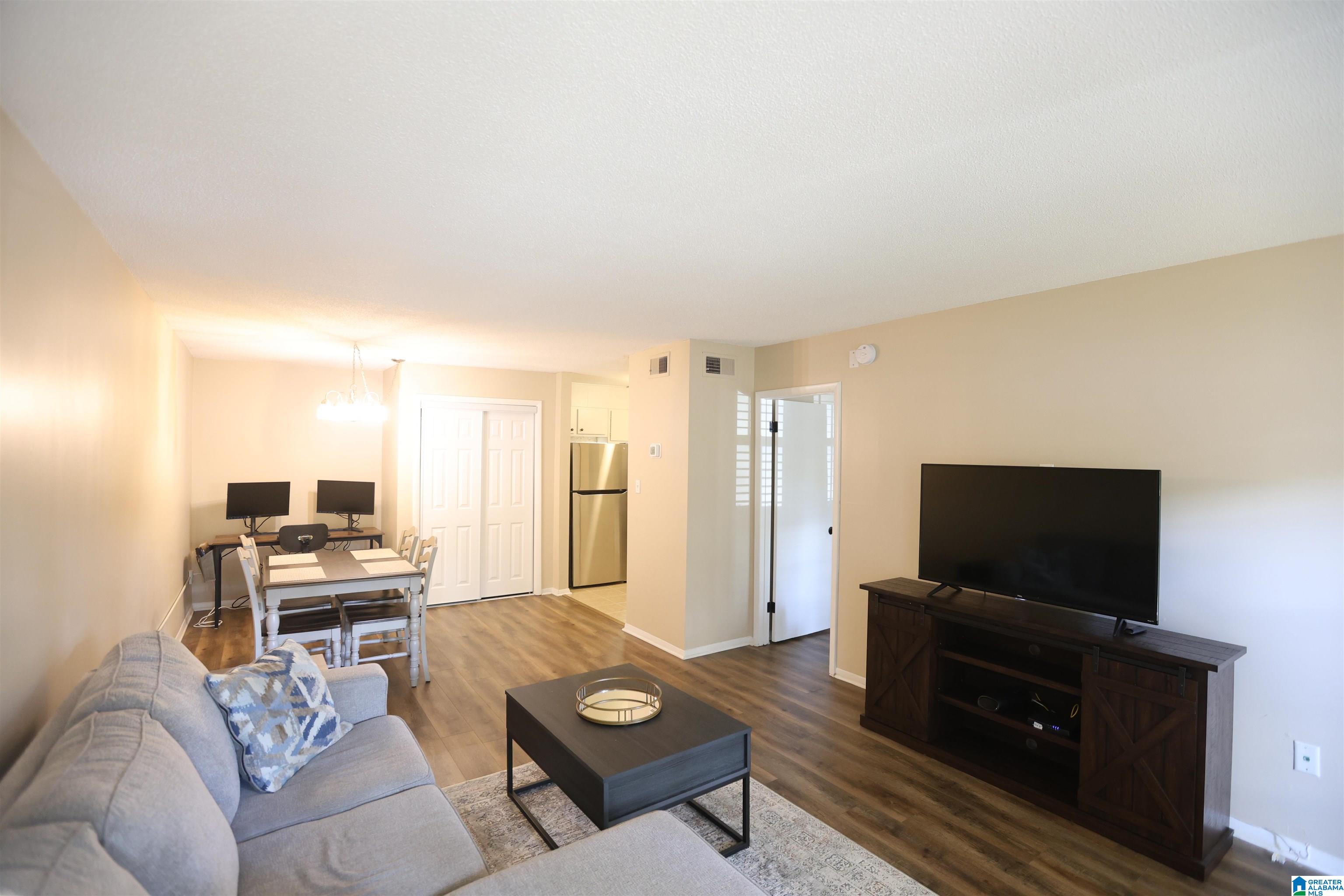 2835 Georgetown Drive, Unit B Birmingham, AL 35216 - Photo 3 of 8