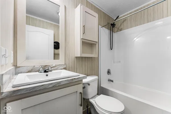 $99,900 | 2948 Andrew Drive, Columbus, IN 47201