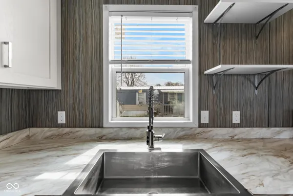 $99,900 | 2948 Andrew Drive, Columbus, IN 47201