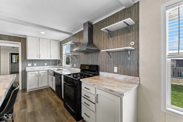 $99,900 | 2948 Andrew Drive, Columbus, IN 47201