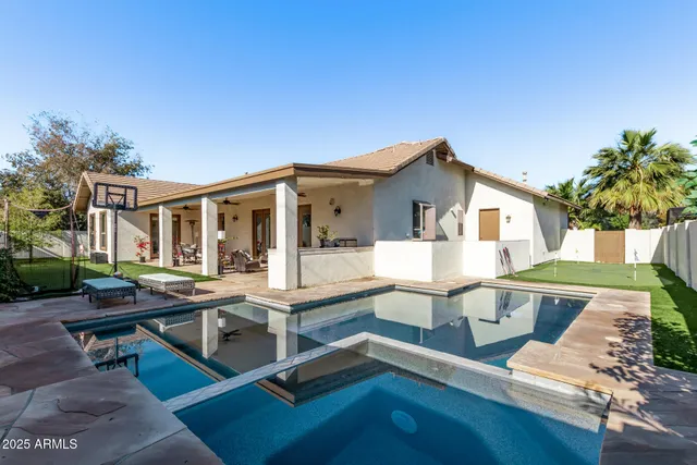 a view of a terrace with sitting area