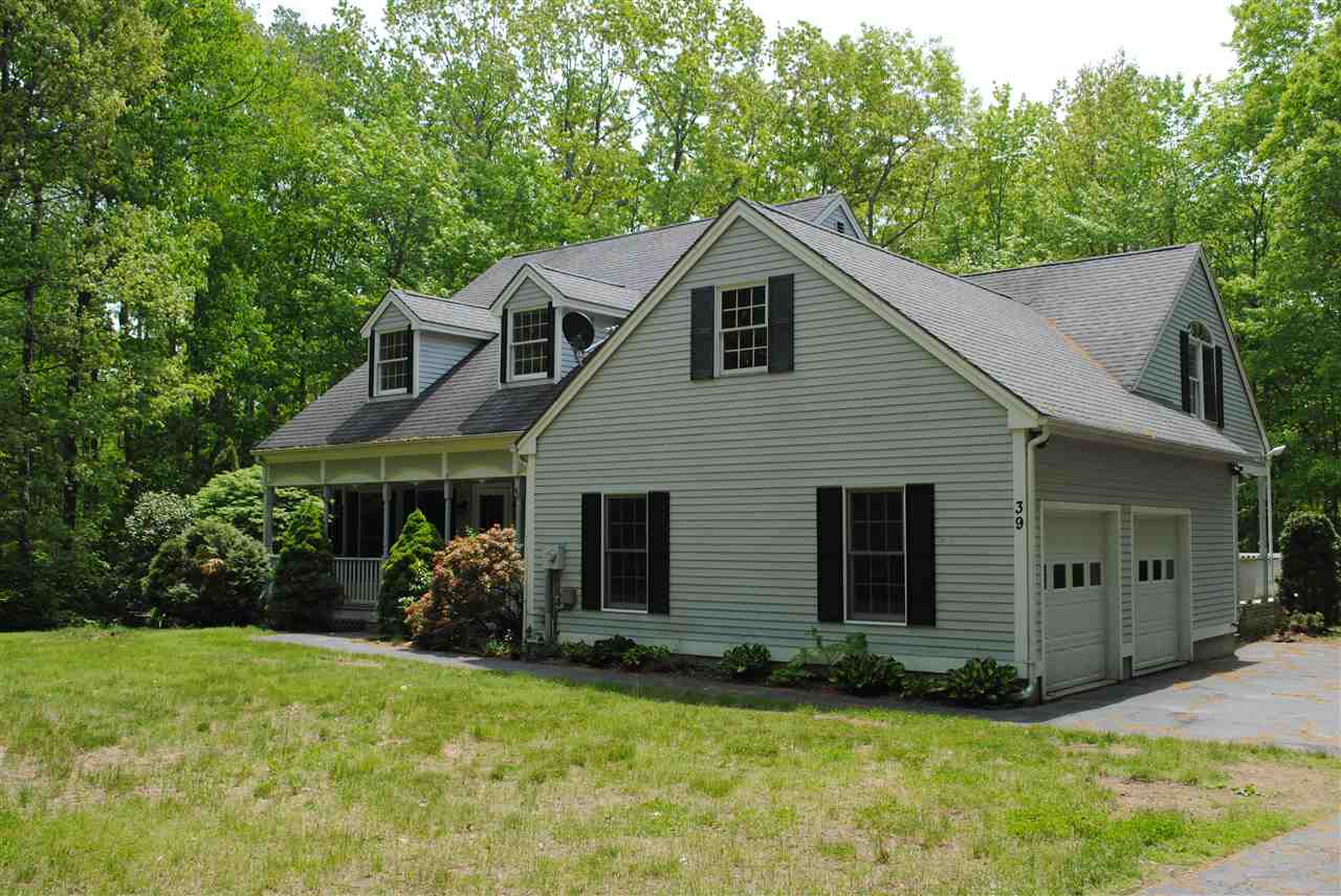 39 Blue Hills Drive Rochester, NH 03839 - Photo 2 of 29