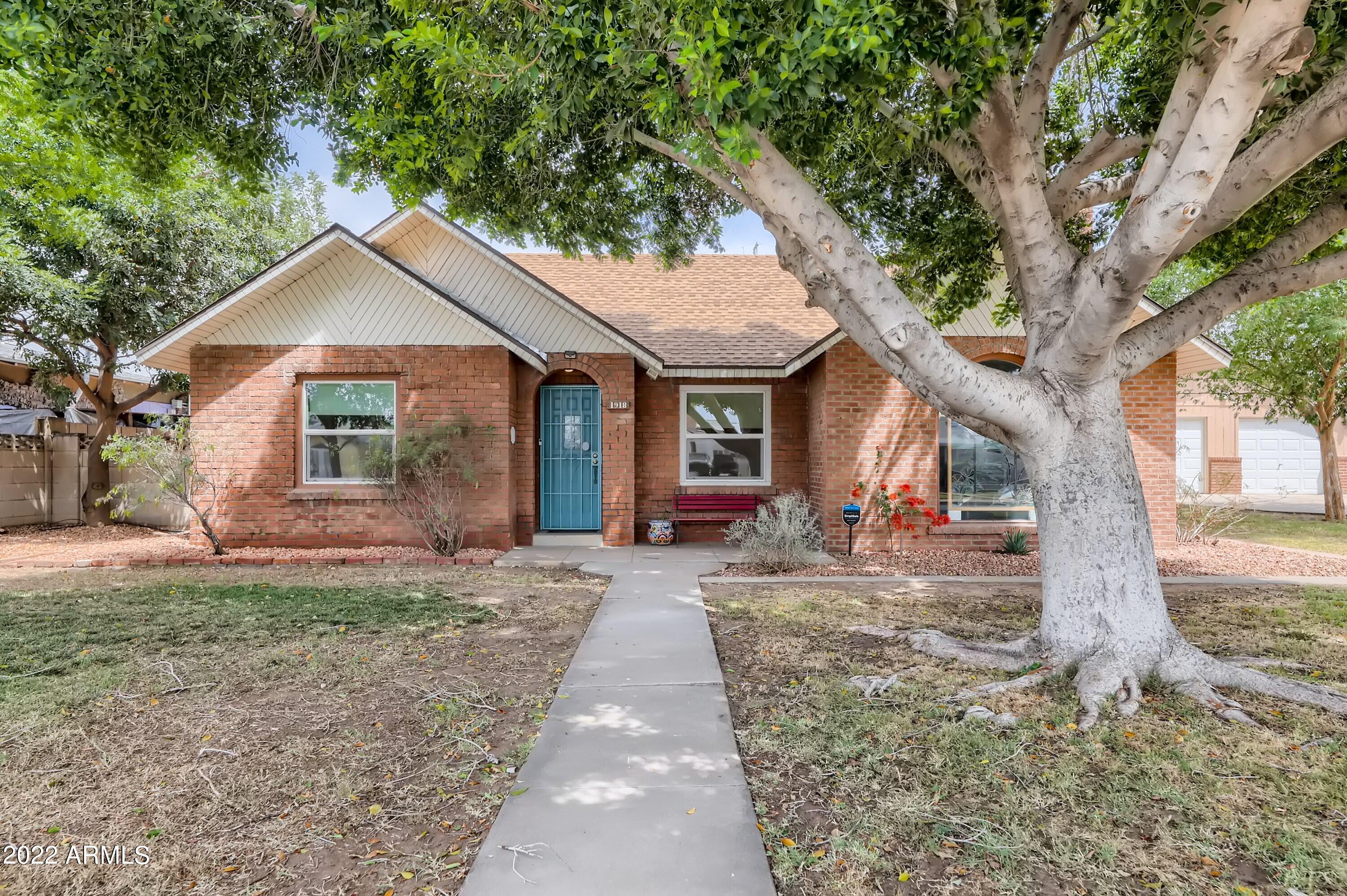1918 West Granada Road Phoenix, AZ 85009 - Photo 1 of 27 05 Exterior Front