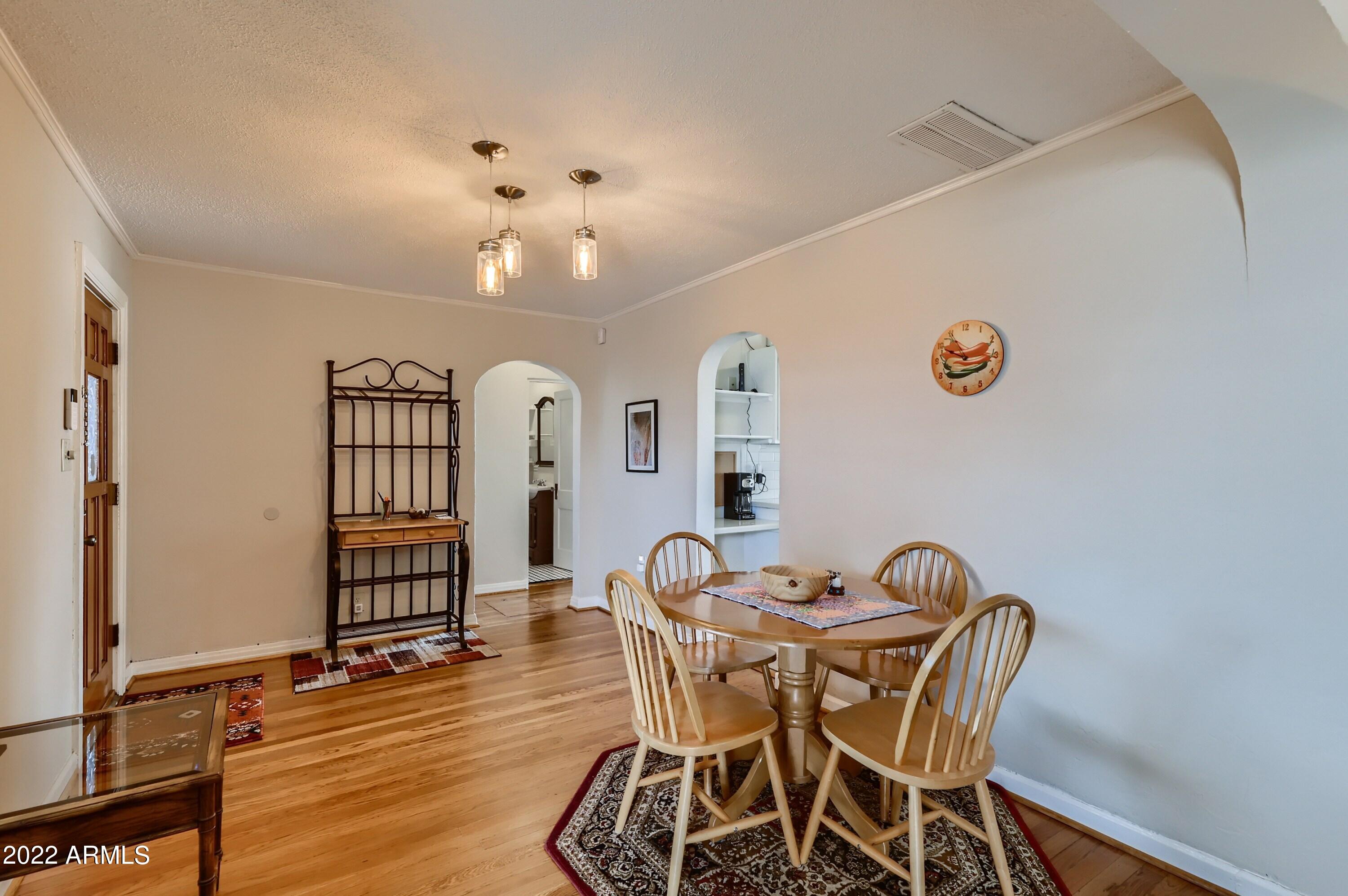 1918 West Granada Road Phoenix, AZ 85009 - Photo 12 of 27 13 Dining Room