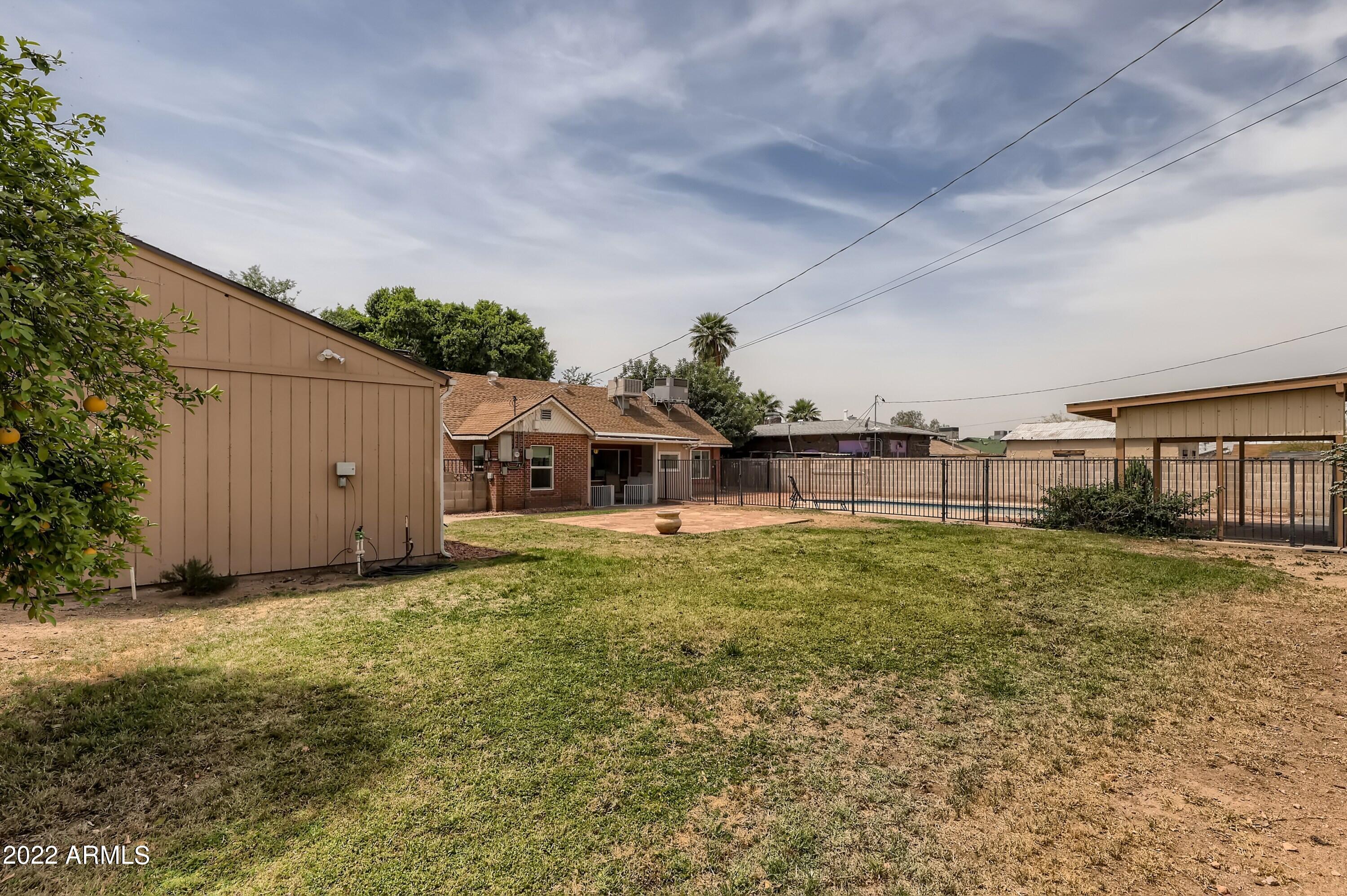 1918 West Granada Road Phoenix, AZ 85009 - Photo 25 of 27 30 Back Yard