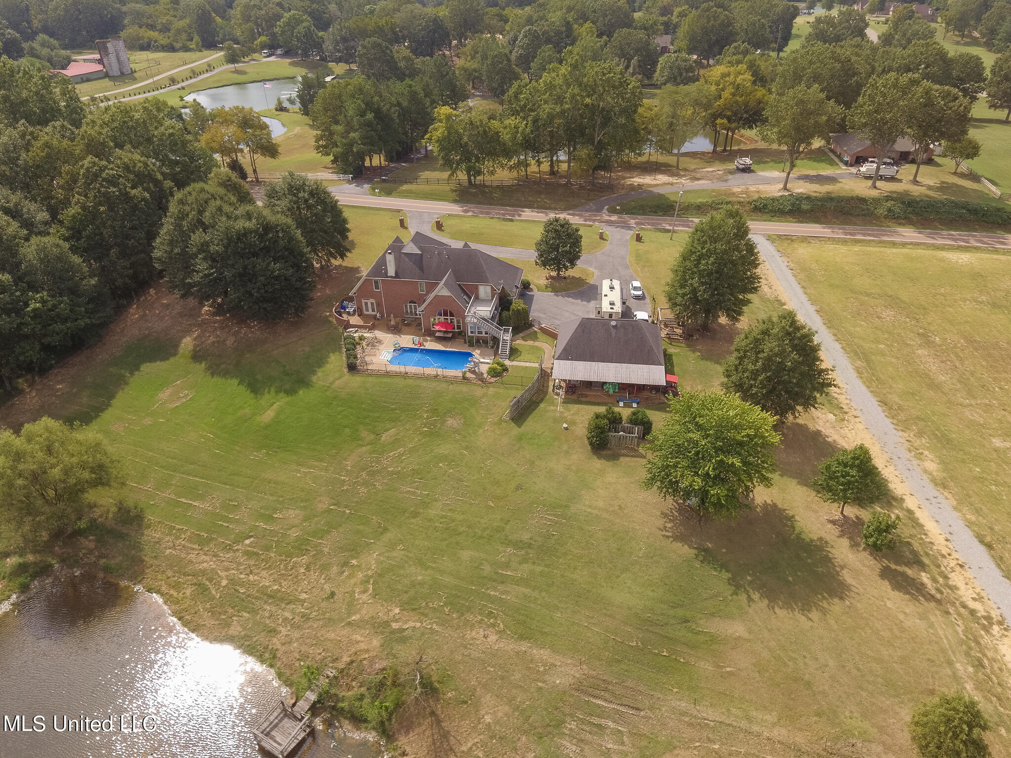 1788 Nesbit Road Nesbit, MS 38651 - Photo 63 of 66 1788 Nesbit Road Drone-14
