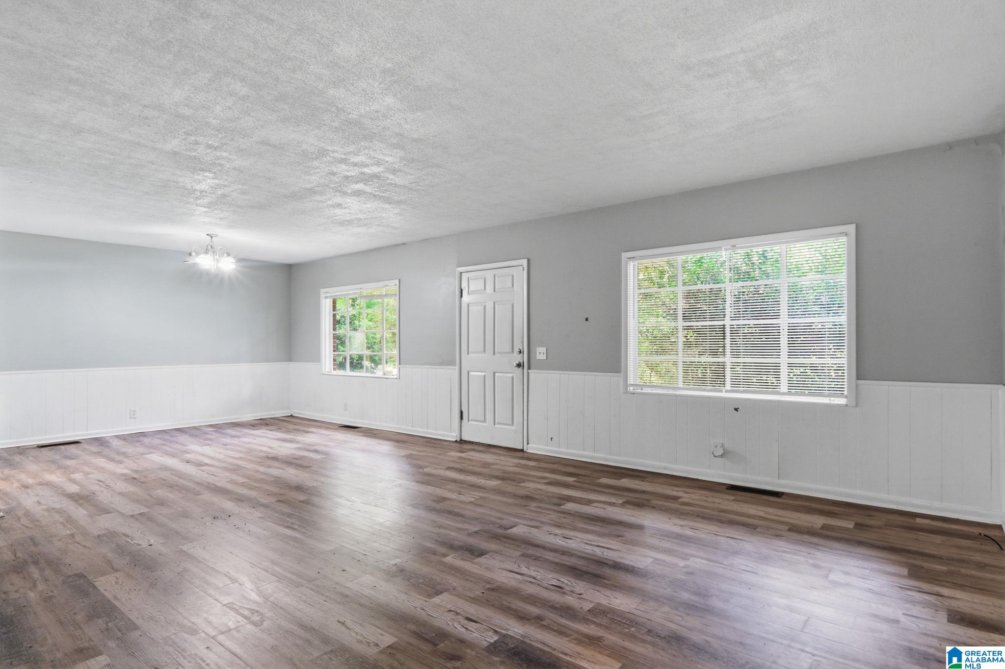 1914 Roberta Road Birmingham, AL 35214 - Photo 4 of 23
