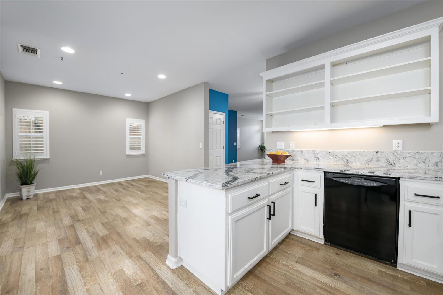 3369 Melodye Court Rescue, CA 95672 - Photo 14 of 34