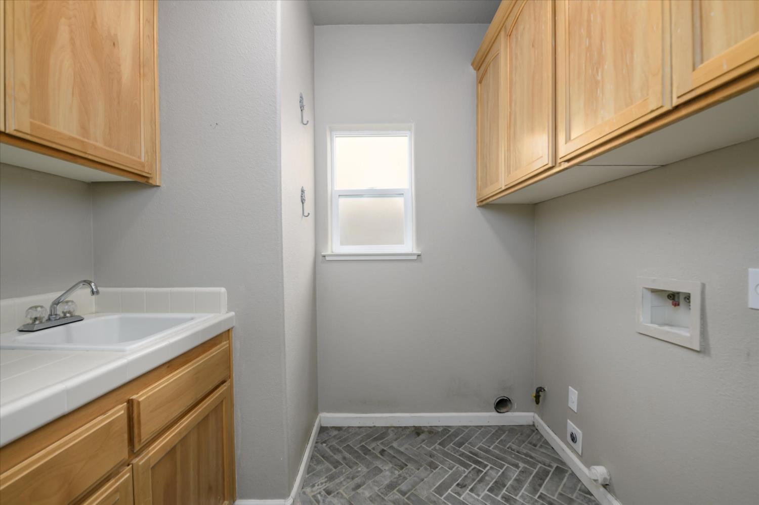 3369 Melodye Court Rescue, CA 95672 - Photo 16 of 34