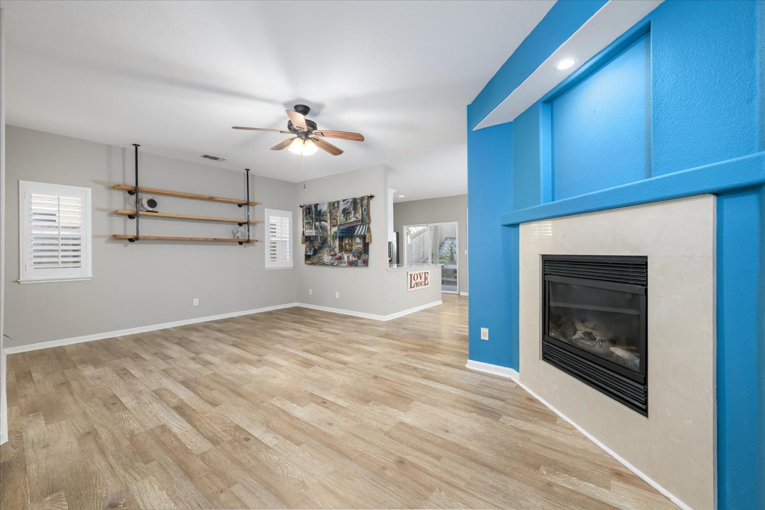 3369 Melodye Court Rescue, CA 95672 - Photo 5 of 34