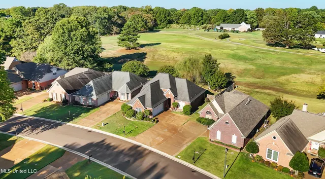 $349,900 | 457 Fairway Oaks Drive, Hernando, MS 38632