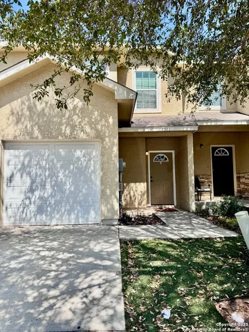 $1,695 | 4911 Stowers Boulevard, San Antonio, TX 78238