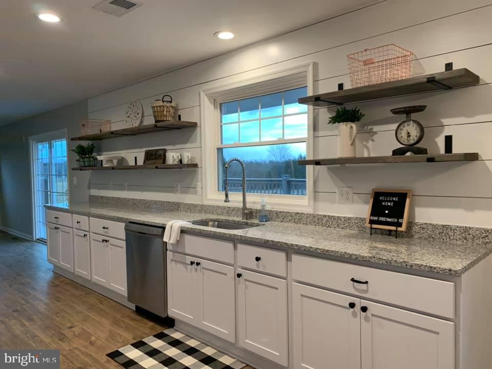8069 Greenwich Road Catlett, VA 20119 - Photo 3 of 20 custom kitchen