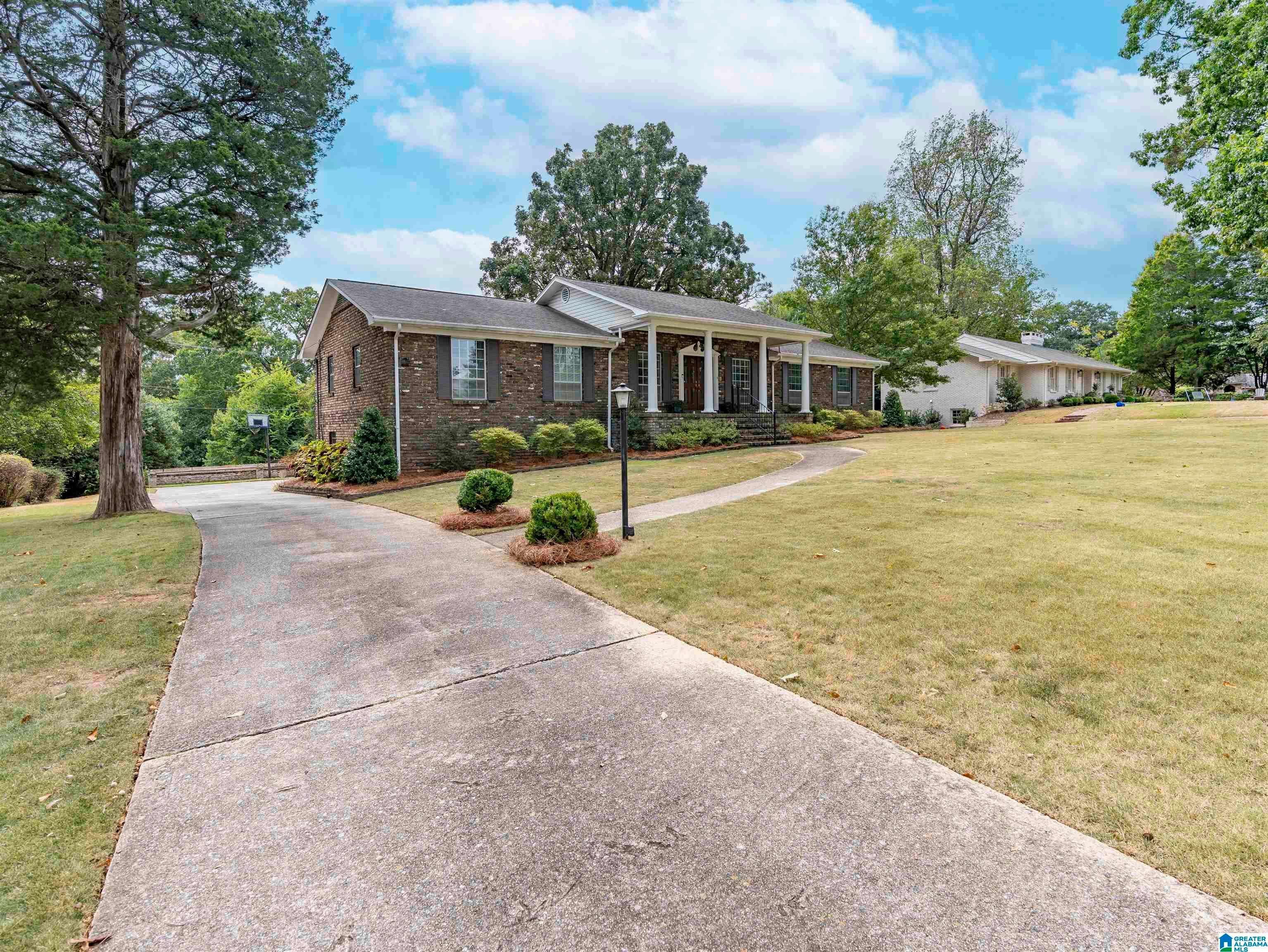 1463 Shades Crest Road Hoover, AL 35226 - Photo 67 of 69 Gallery Image 67