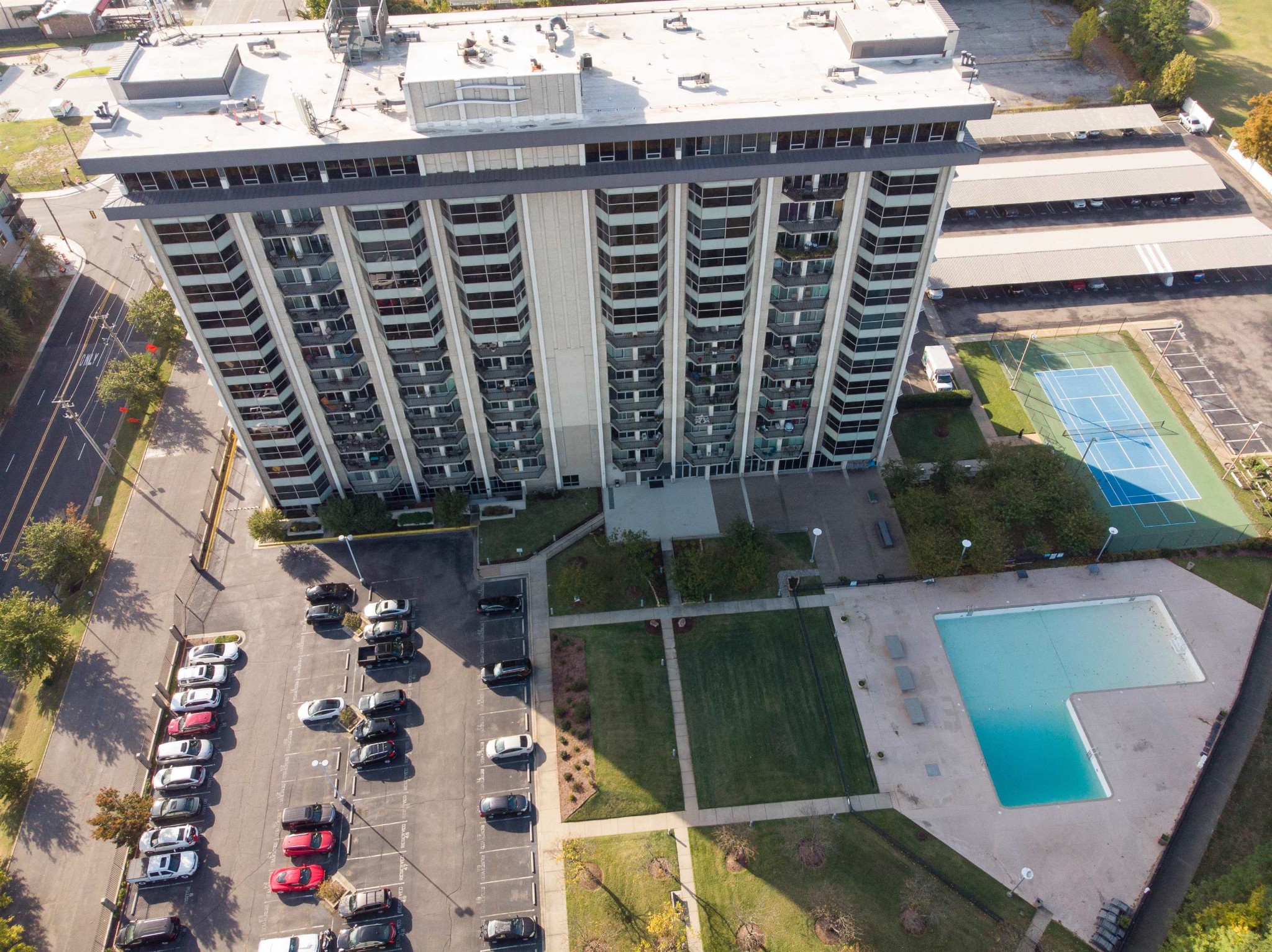 655 Riverside Drive, Unit 606A Memphis, TN 38103 - Photo 33 of 35 a view of balcony