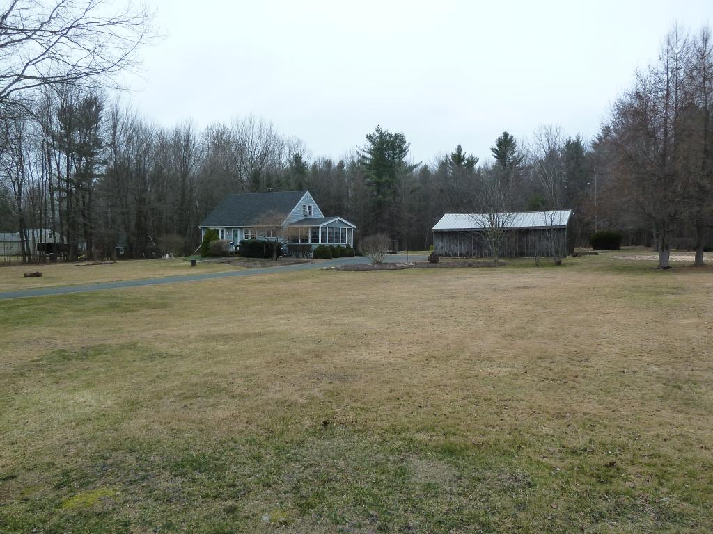 462 4th Range Road Pembroke, NH 03275 - Photo 2 of 18 Gallery Image 2