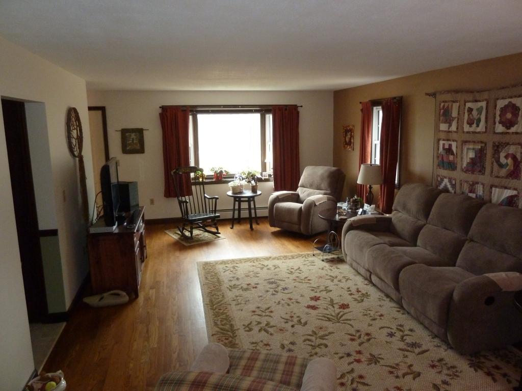 462 4th Range Road Pembroke, NH 03275 - Photo 9 of 18 Gallery Image 9